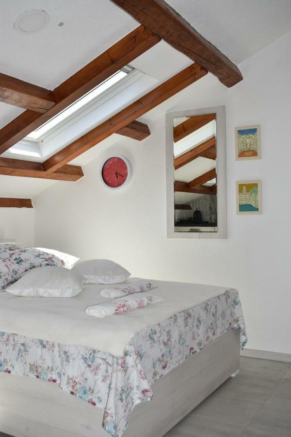 Dante Apartment Спліт Екстер'єр фото